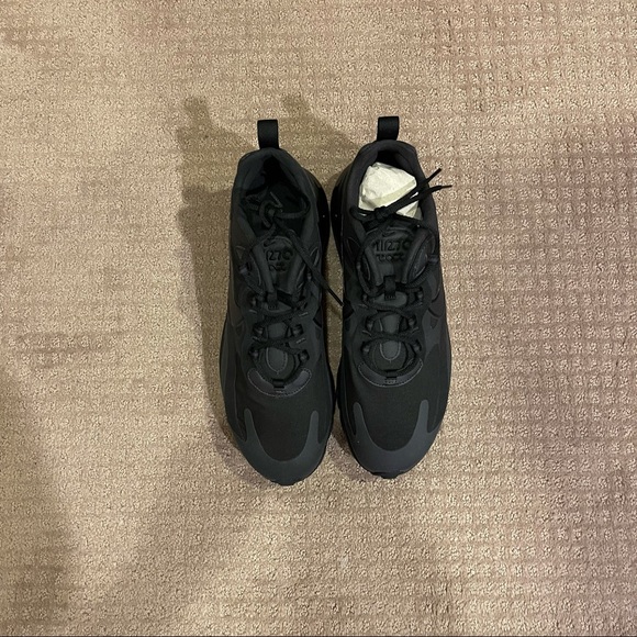 Nike air Max 270 React ‘Triple Black’ - Picture 7 of 7